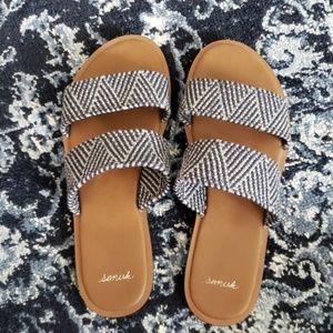 Sanuk Yoga Gora Gora Sandal